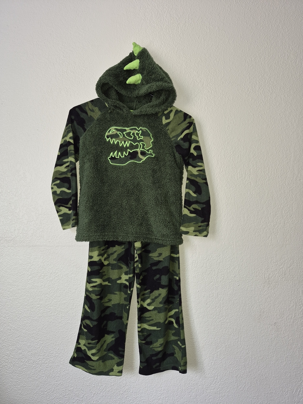 Saint Eves Boys Matching Dinosour Pajama Set Size 5/6